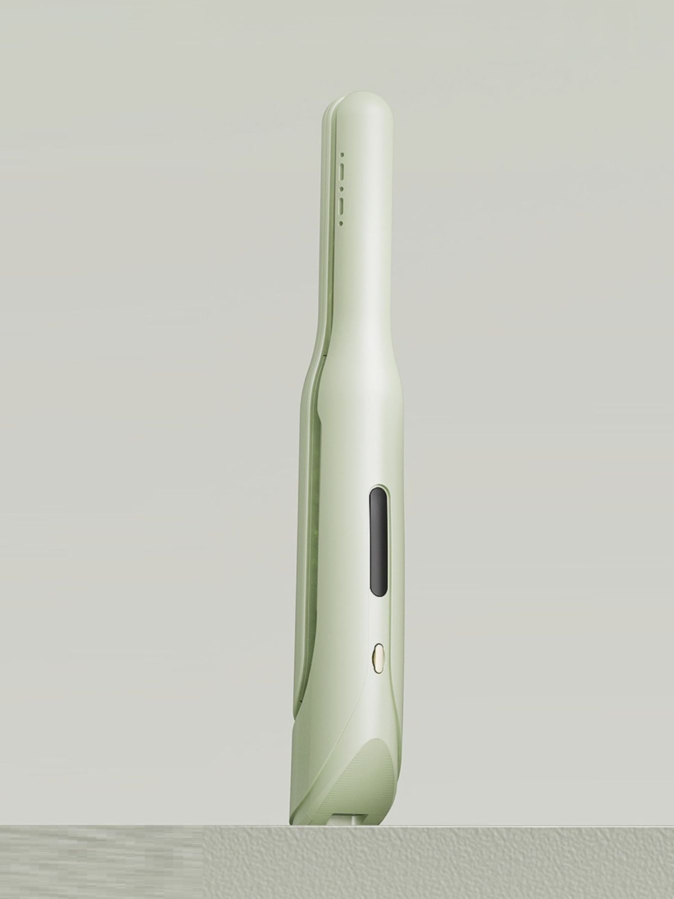 b3f5a085-172e-4502-aed7-2fddea39f863-Max